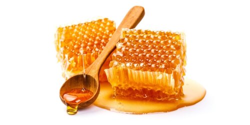 honeycomb-and-spoon-min-1024x512
